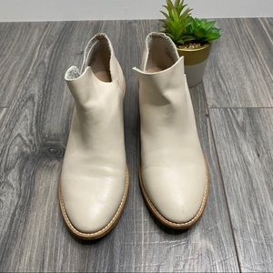 Kelsi dagger booties